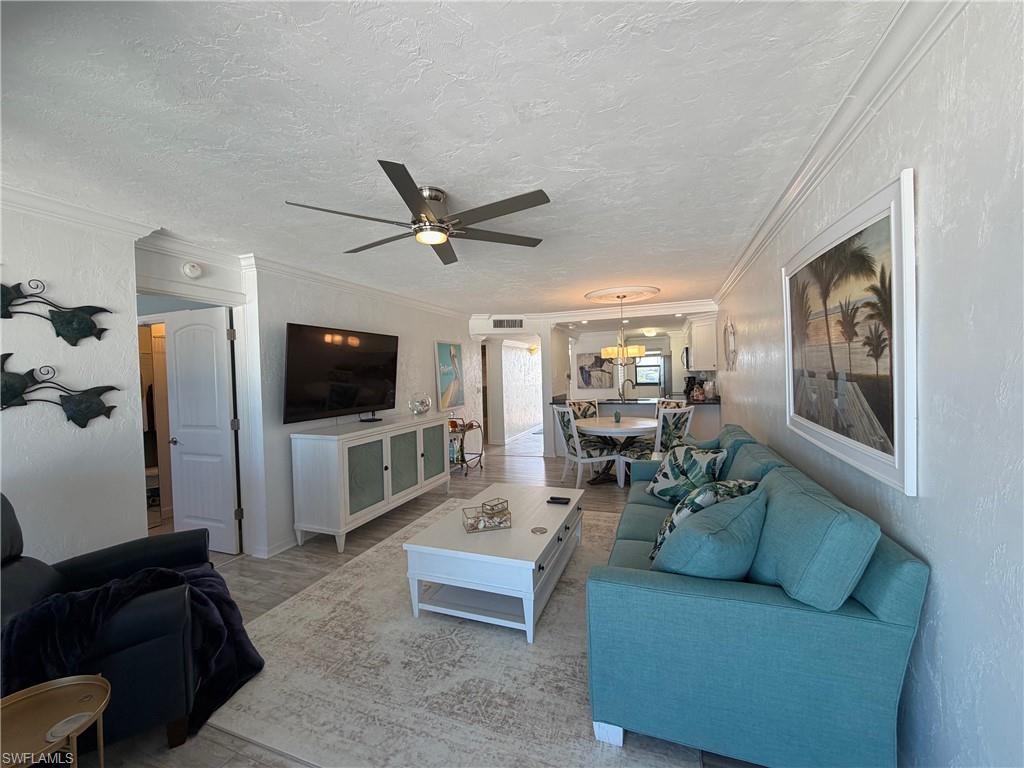 6400 Estero BLVD 402 photo 8