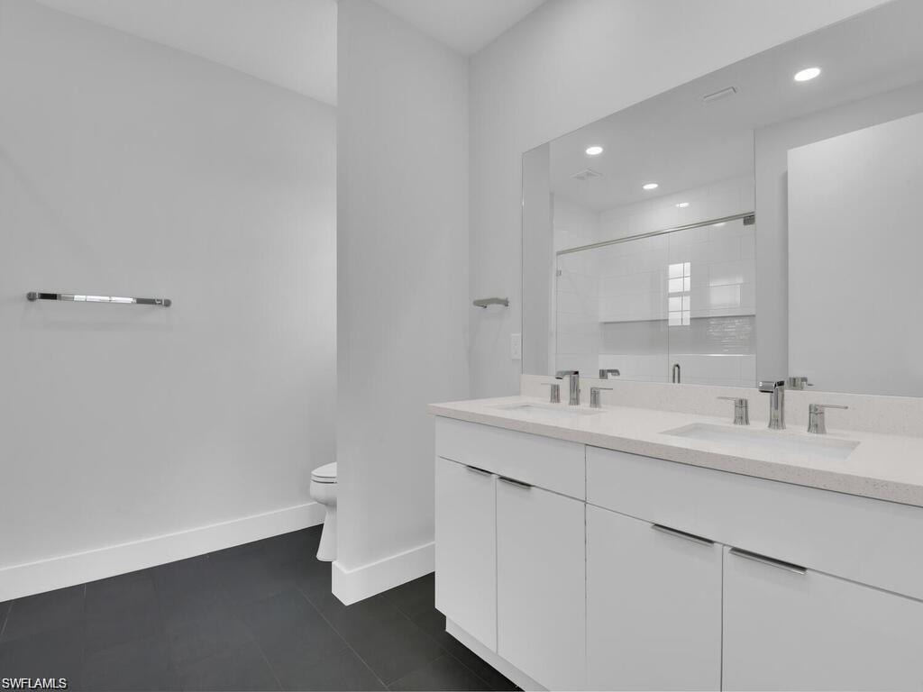 4548-4550 29th ST SW photo 6