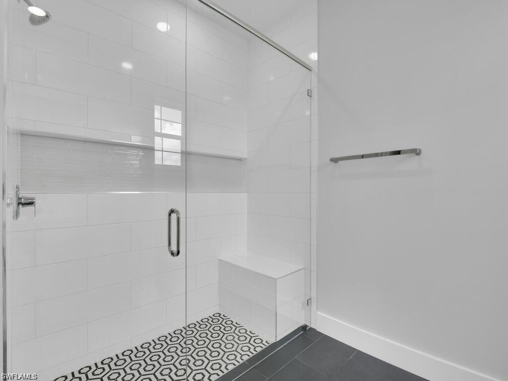 4548-4550 29th ST SW