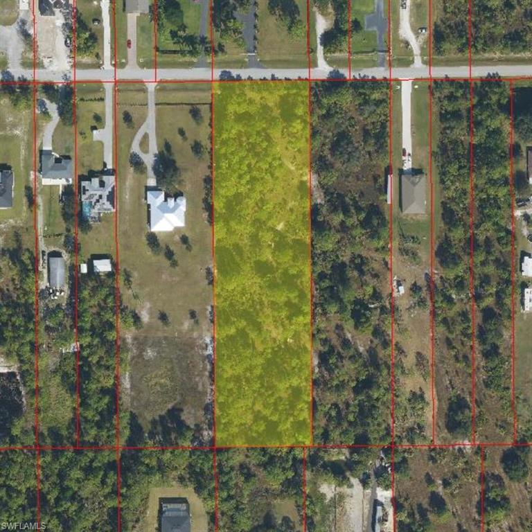 2.81 acres to build your dream escape!