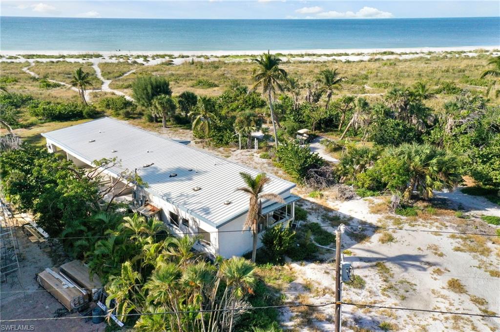 Six-unit hotel unobstructed West facing Gulf View.