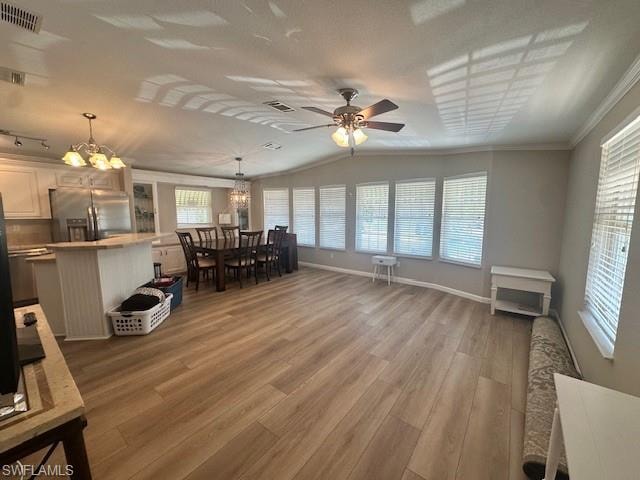 1509 Diamond Lake CIR photo 7