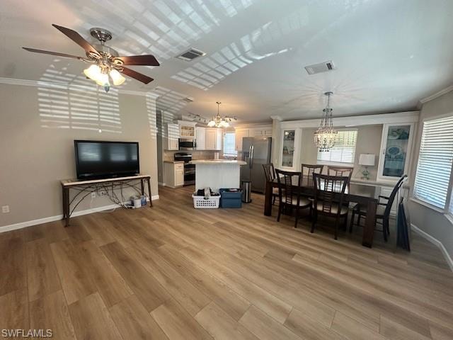 1509 Diamond Lake CIR photo 8