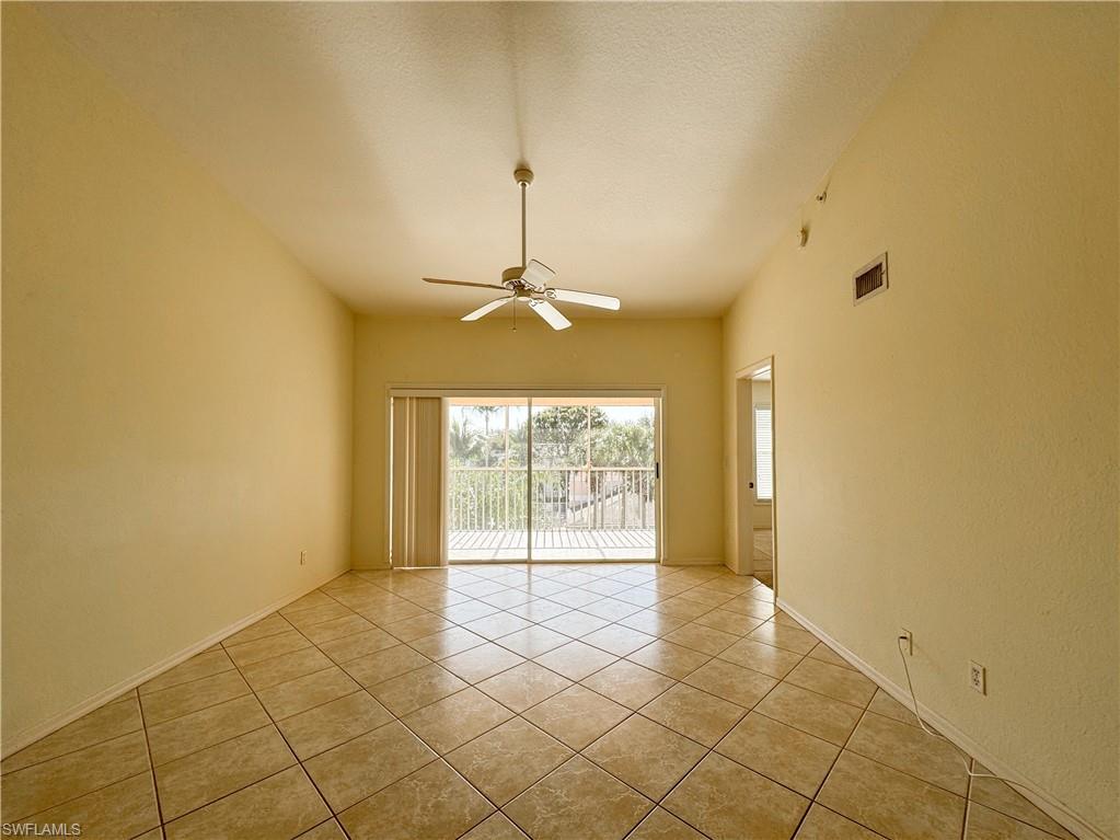 3250 Cypress Glen WAY 424 photo 12