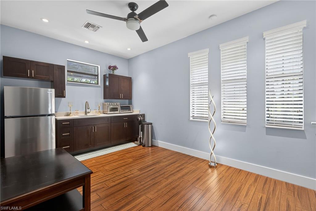 5577 Lancewood WAY photo 32