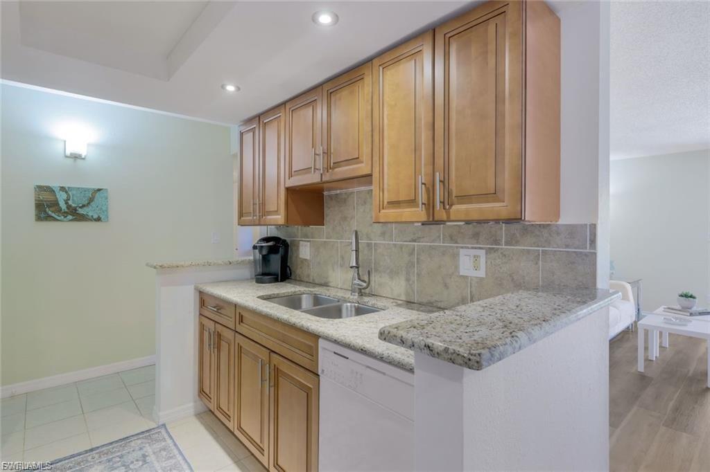 2366 E Mall DR 418 photo 9