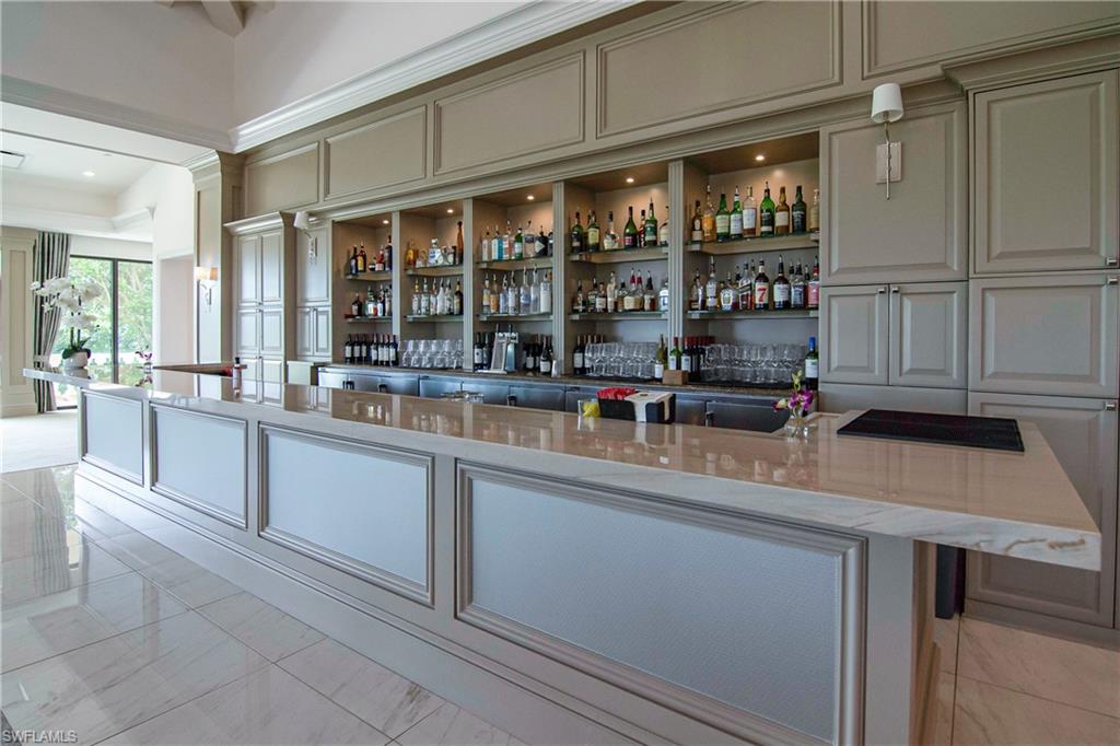 Vineyards Country Club