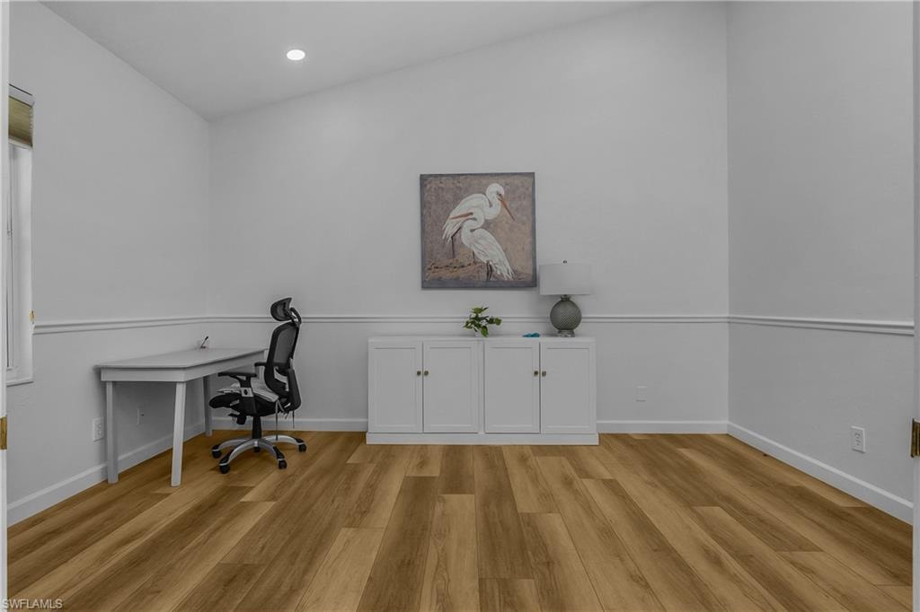 120 Livermore LN photo 22