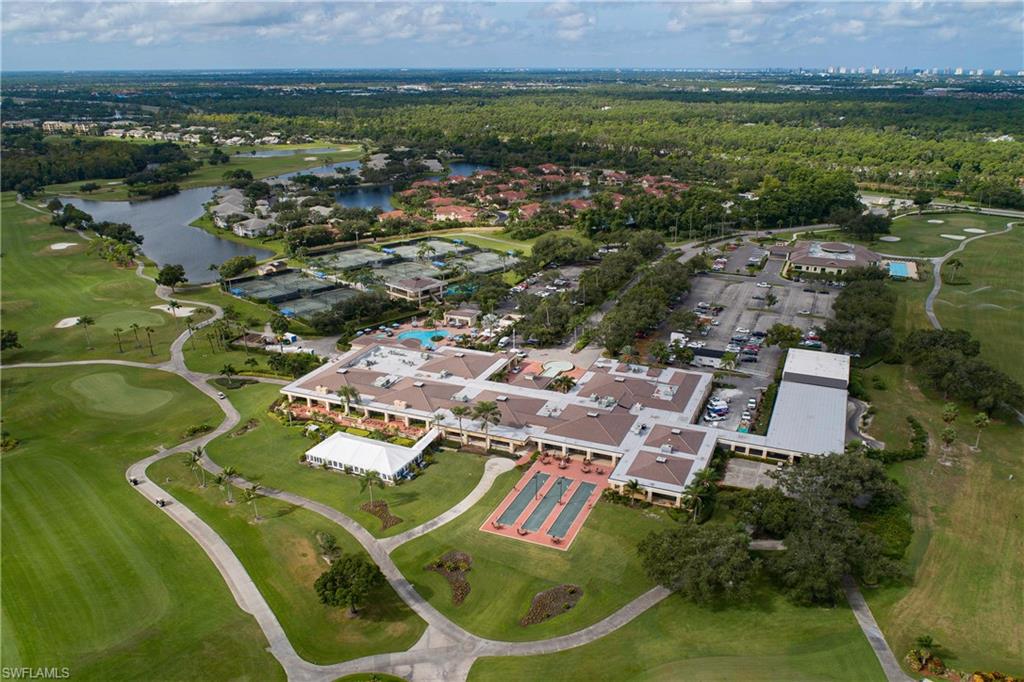 Vineyards Country Club