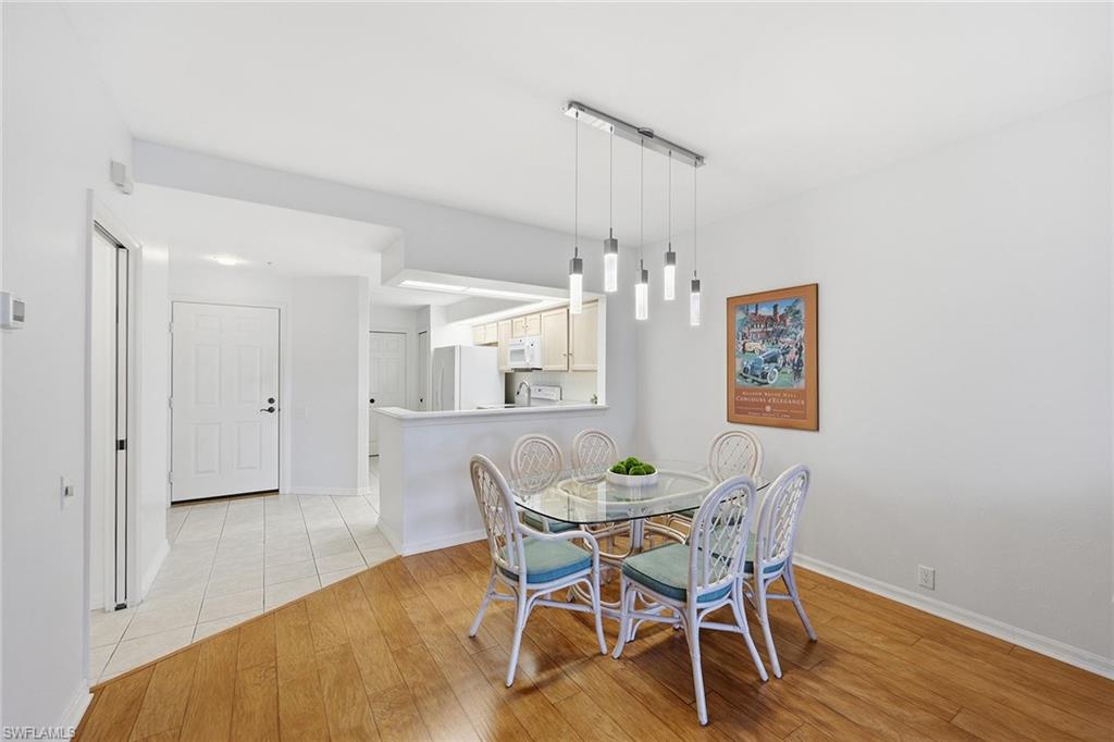 28072 Cavendish CT 2204