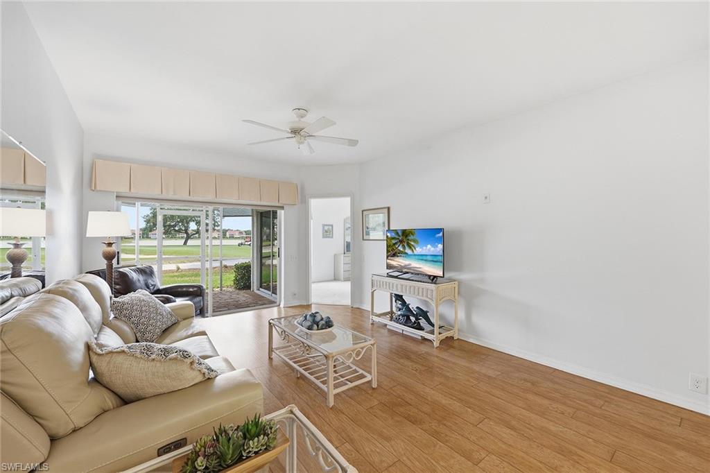 28072 Cavendish CT 2204 photo 11