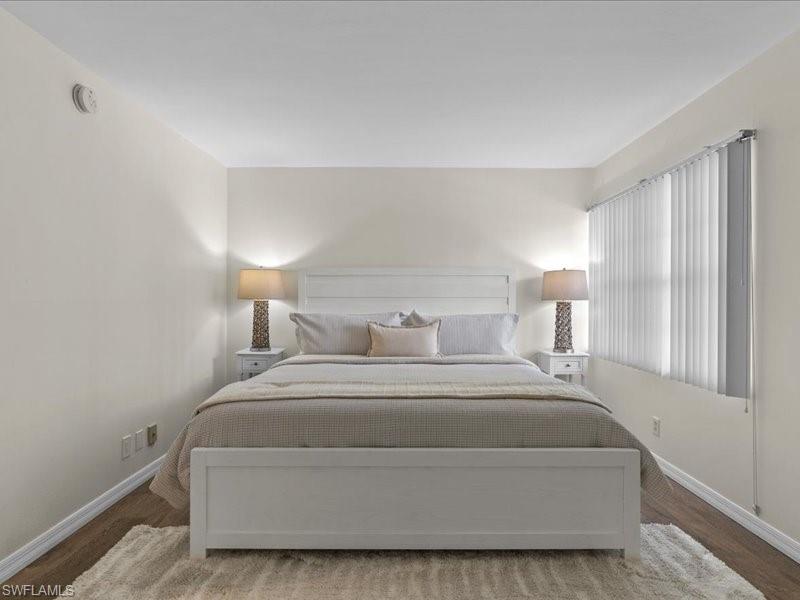 King size bed brand new mattress and luxury bedding