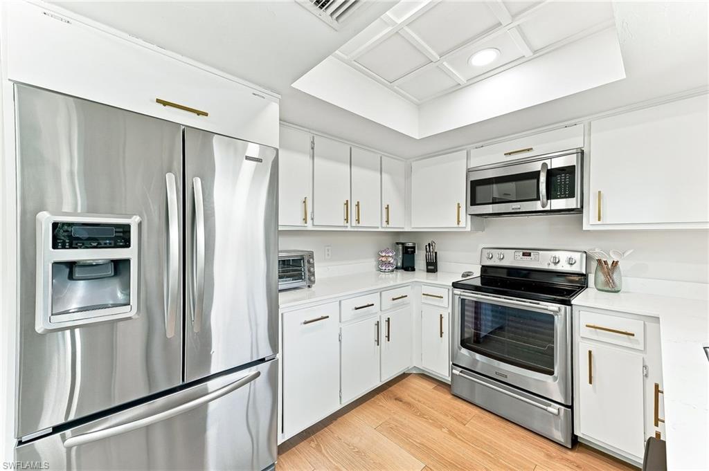 809 Palm View DR 8 photo 13