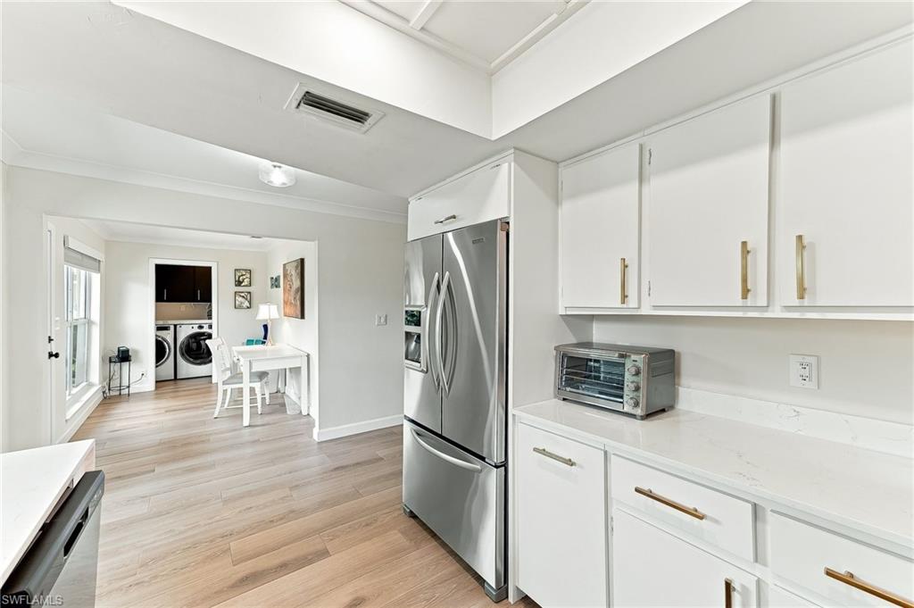 809 Palm View DR 8 photo 16