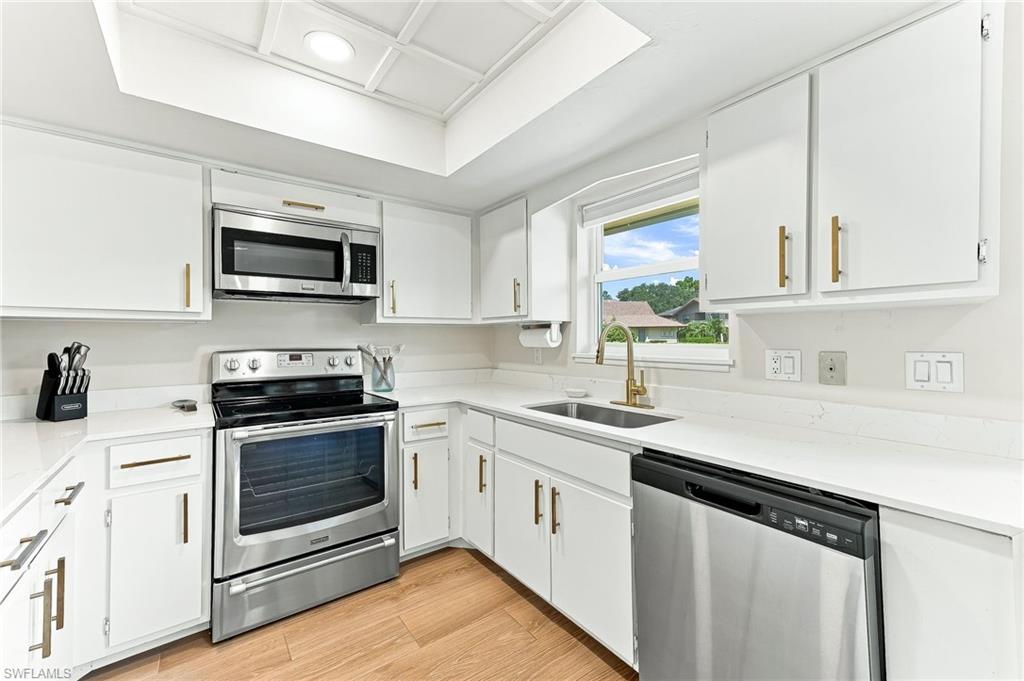 809 Palm View DR 8 photo 14