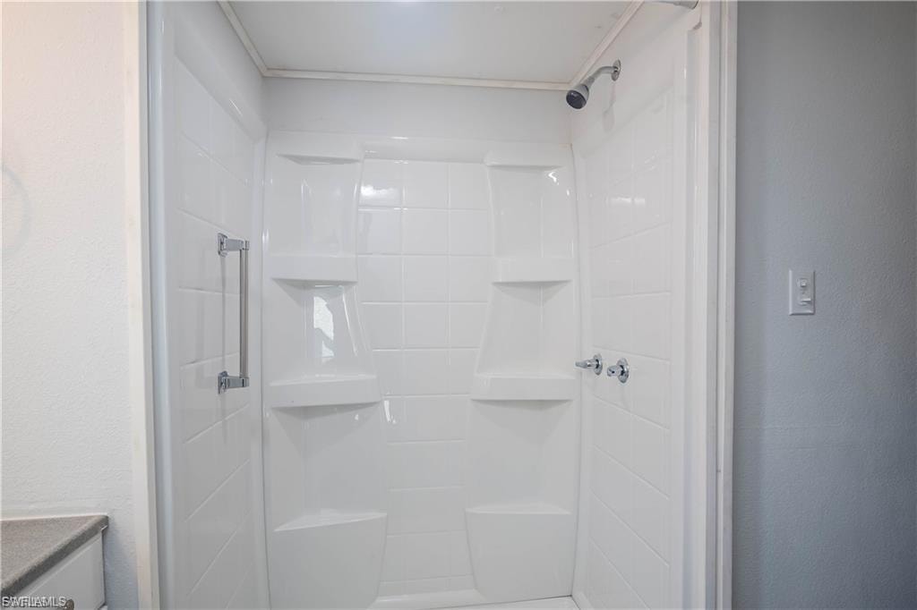 19 Garden DR photo 12