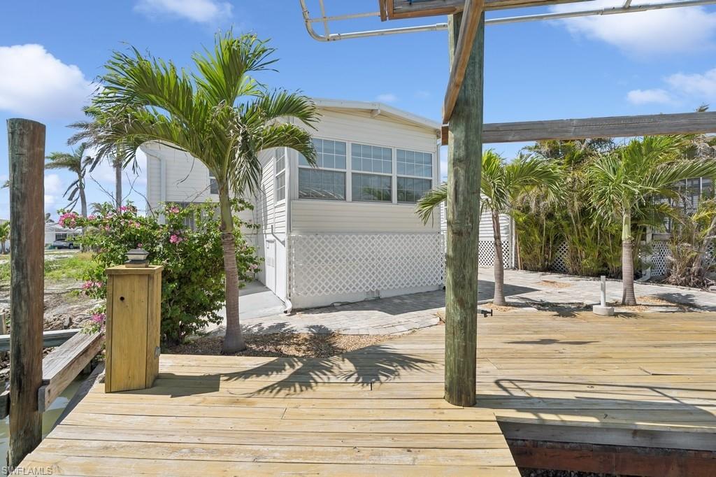 12 Nancy LN photo 22