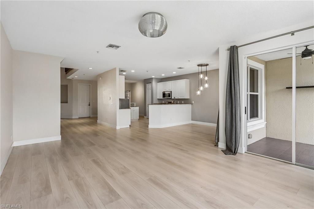 1410 Mariposa CIR 102