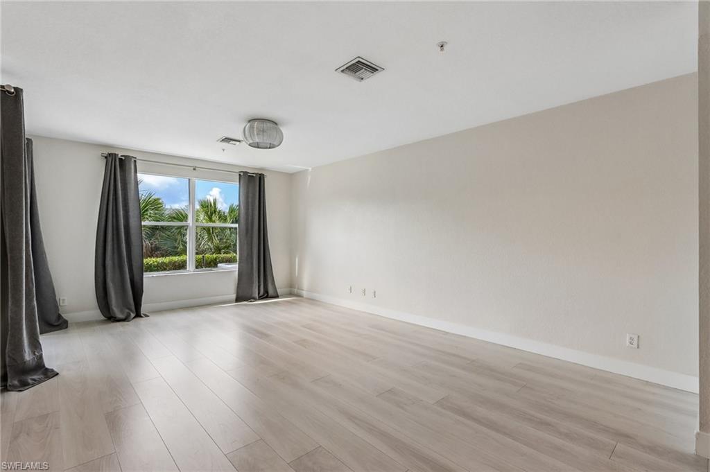 1410 Mariposa CIR 102