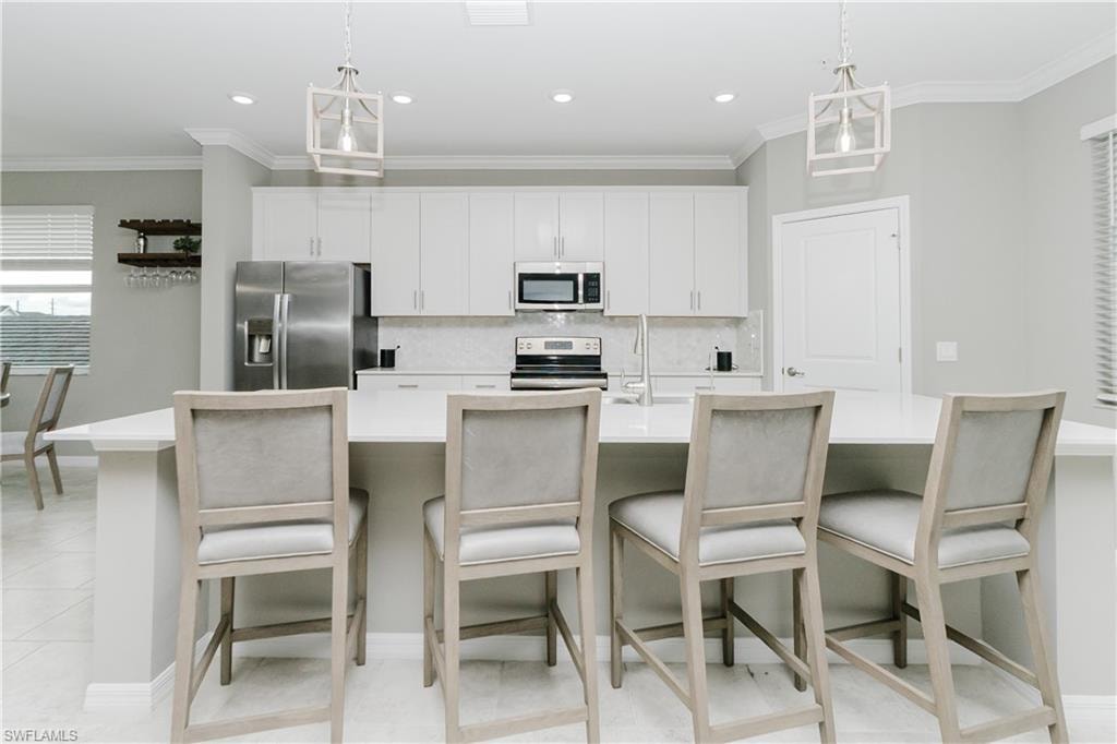 6011 Ellerston WAY 821 photo 9