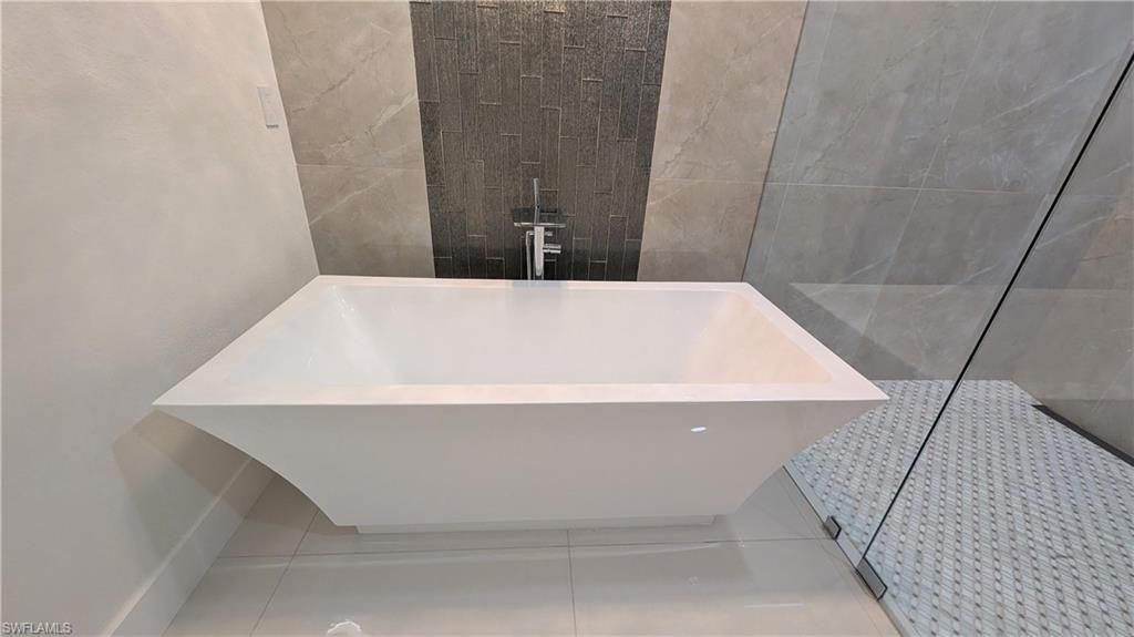 17204 Bullhorn CIR photo 21
