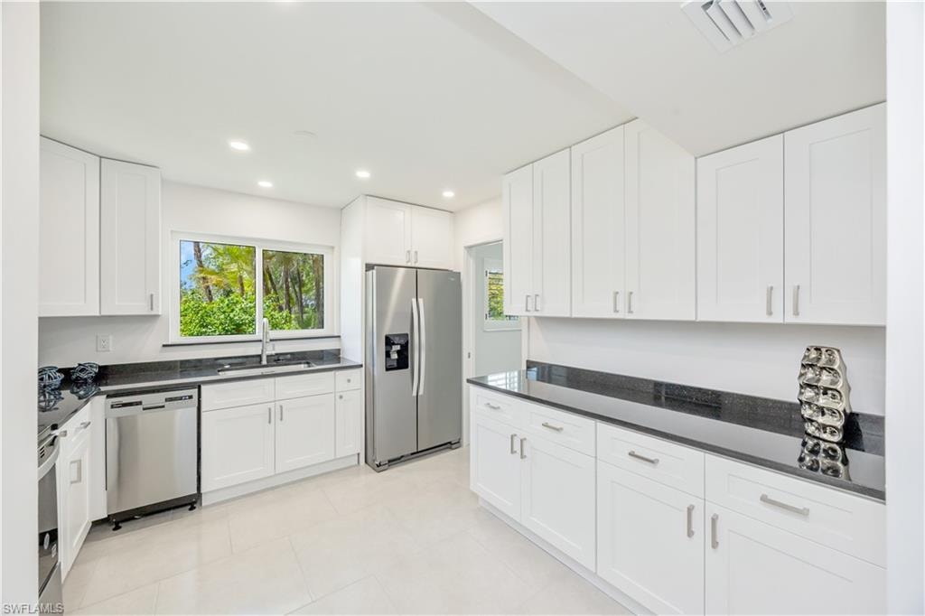 Kitchen with ample counter space