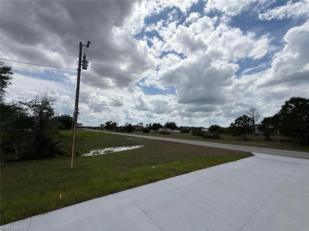 1089 Eisenhower BLVD photo 22