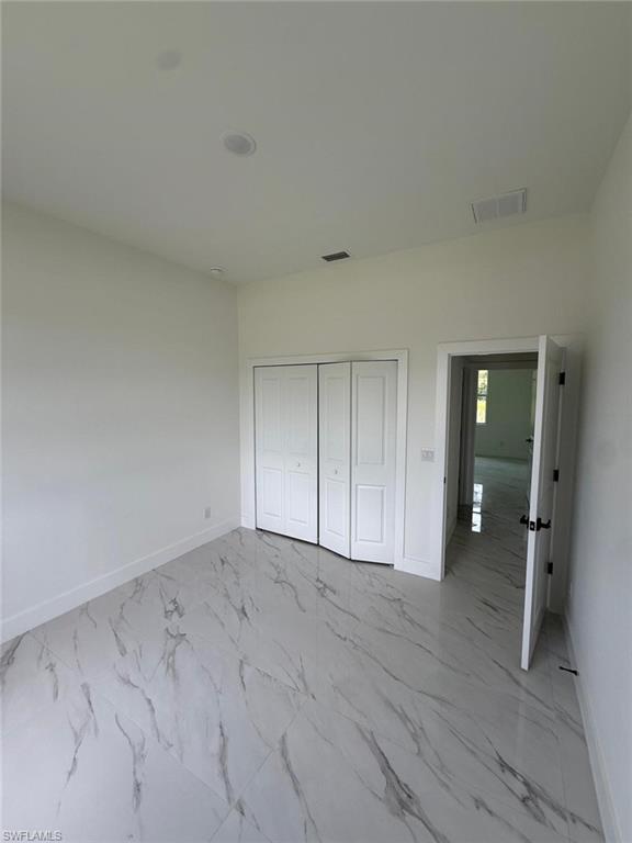 1089 Eisenhower BLVD photo 19