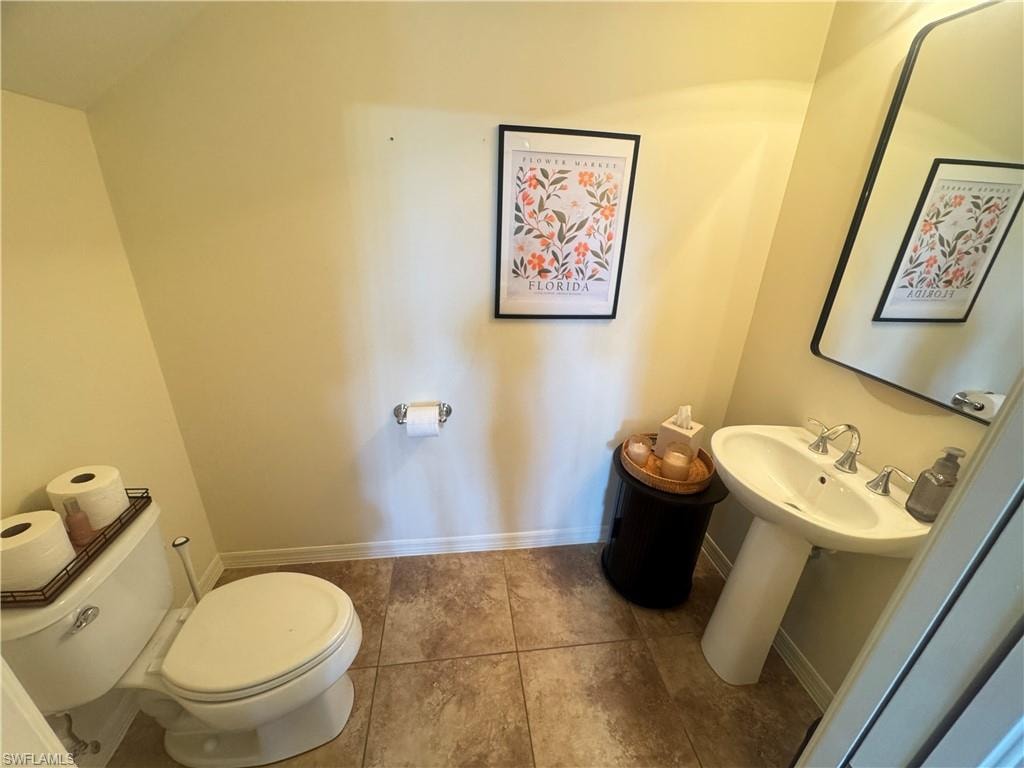 11907 Nalda ST 11906 photo 9