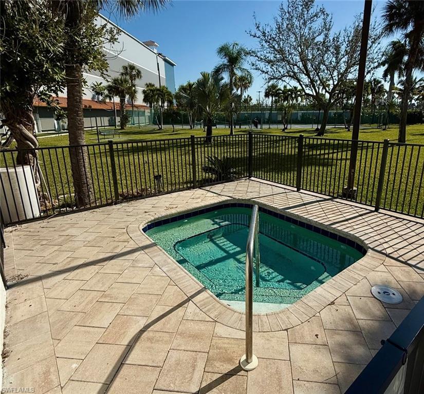 15010 Punta Rassa RD 302 photo 22
