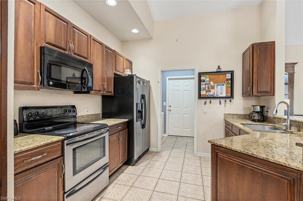 10056 Lebanon DR photo 8