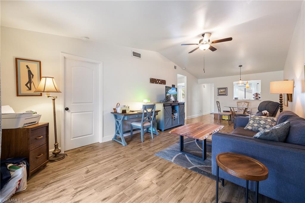 13277 Broadhurst LOOP photo 7