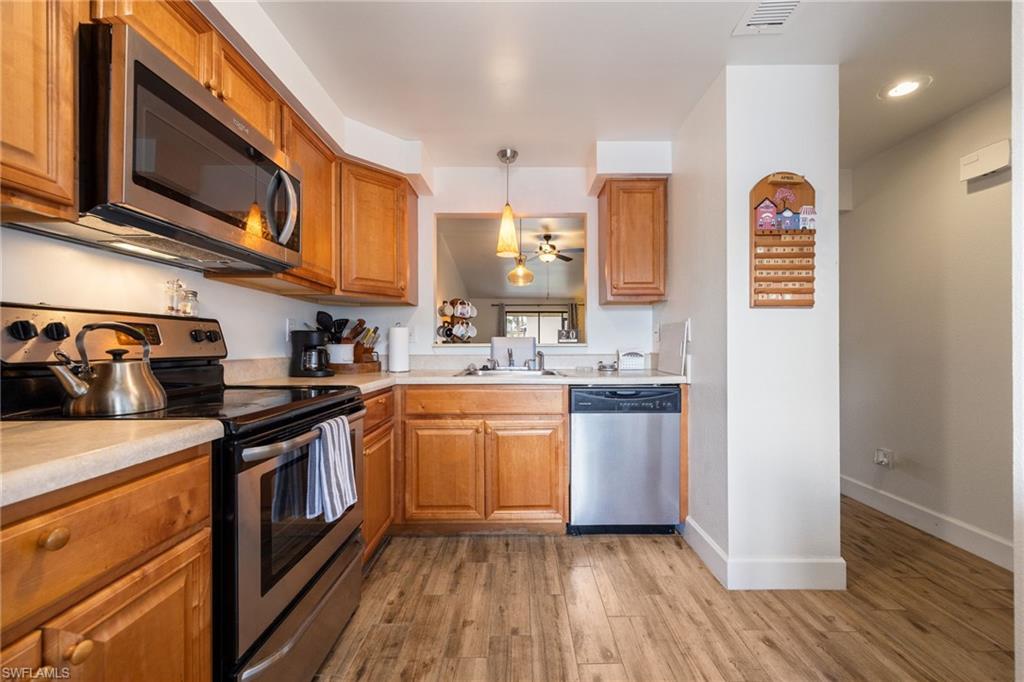 13277 Broadhurst LOOP photo 10