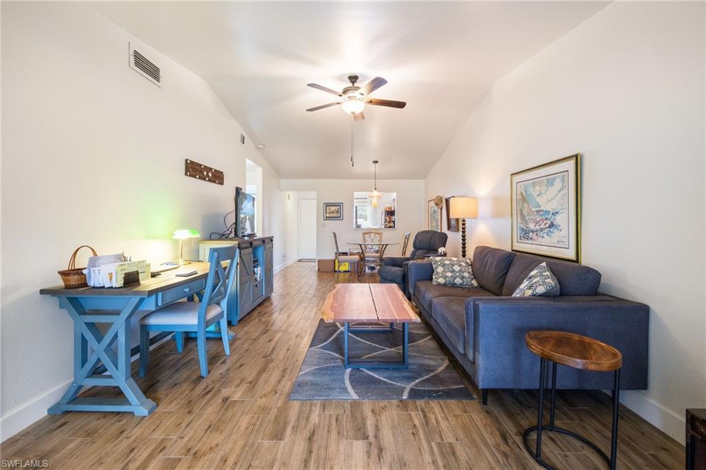 13277 Broadhurst LOOP photo 8