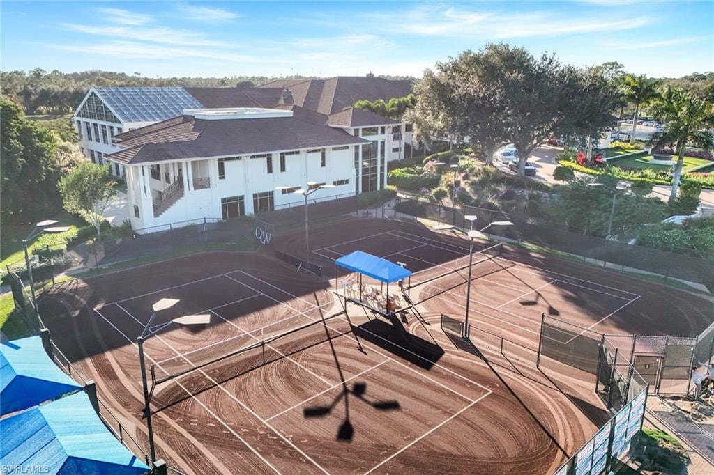 Tennis