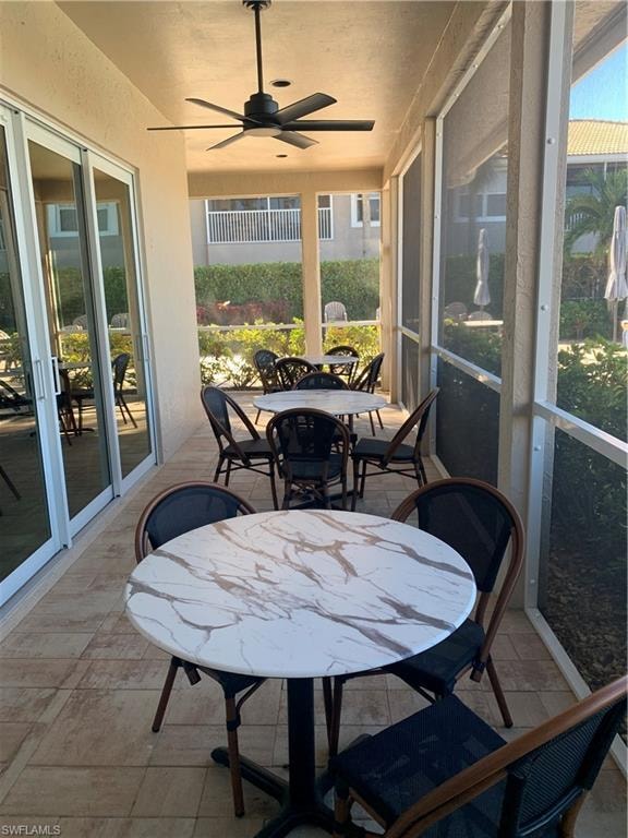 Clubhouse lanai