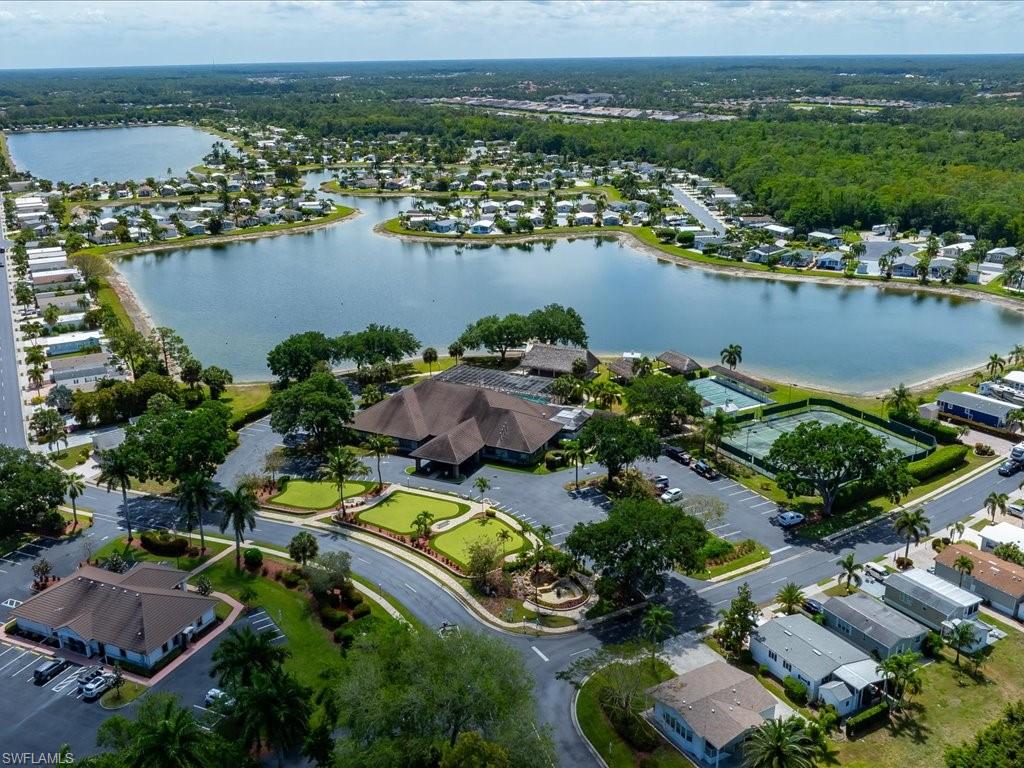 1022 Crystal Lake DR photo 8