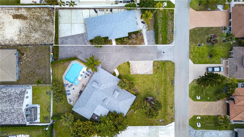 549 94th AVE N photo 16