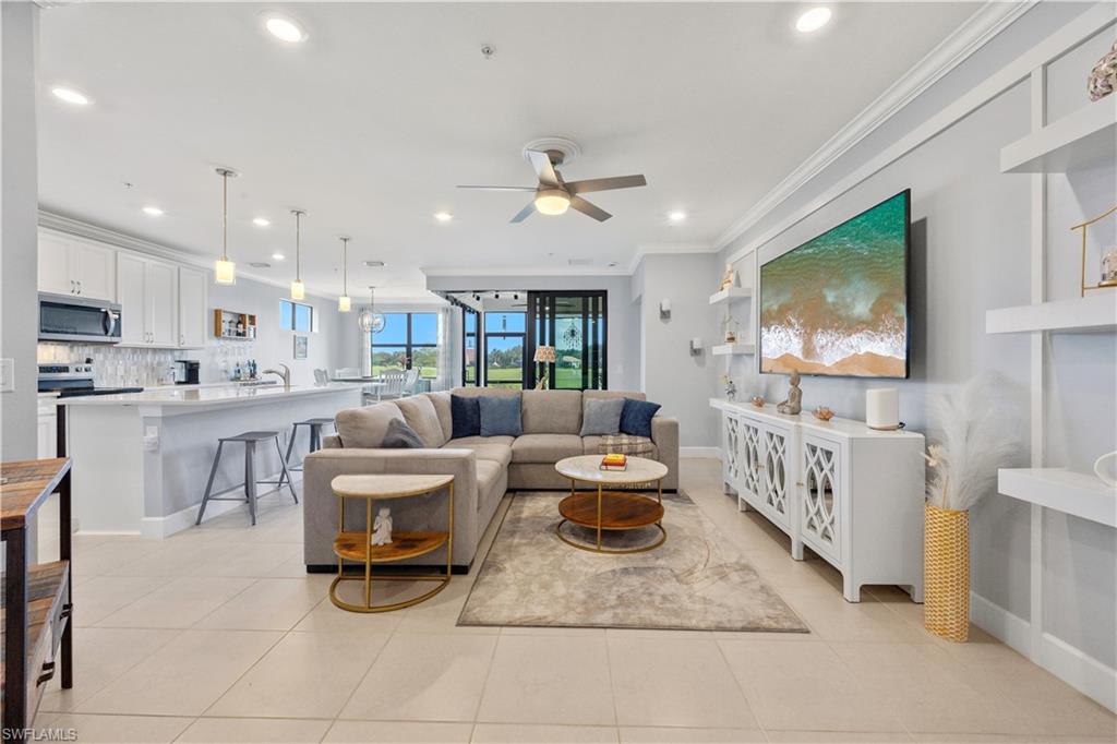 5686 Mayflower WAY 707