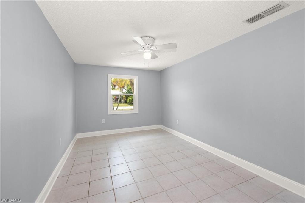 4639 Robin AVE photo 28
