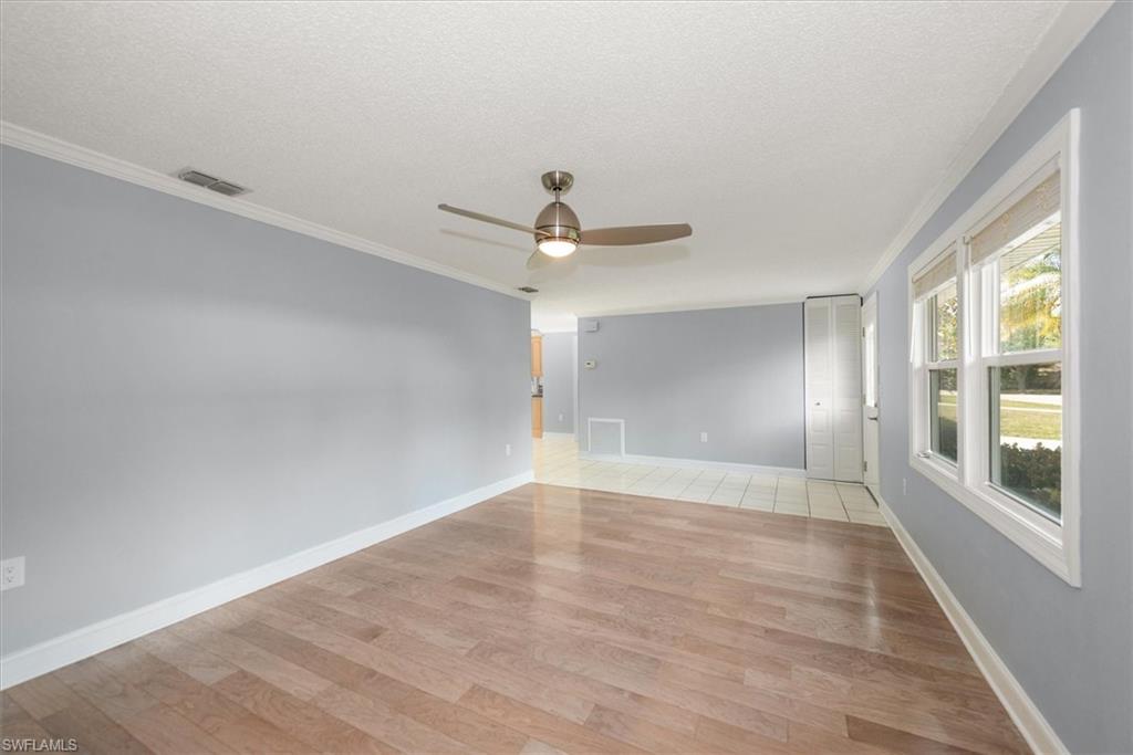 4639 Robin AVE photo 8