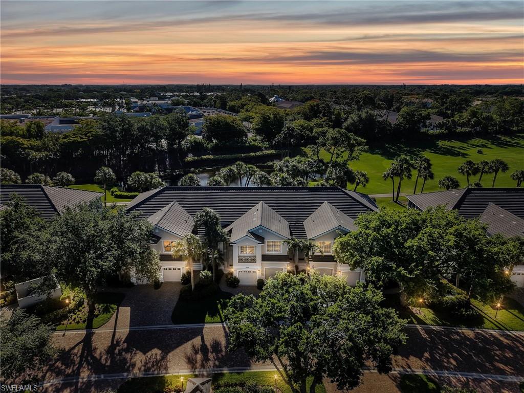 2130 Aberdeen LN 9-102