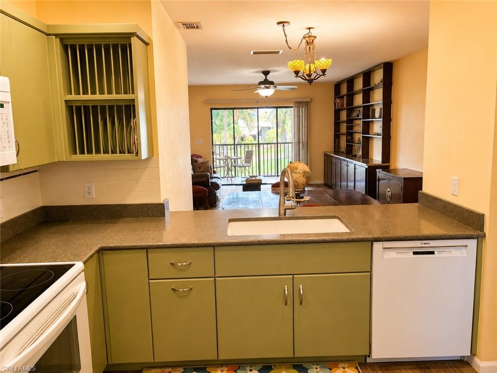 11060 Caravel CIR 201