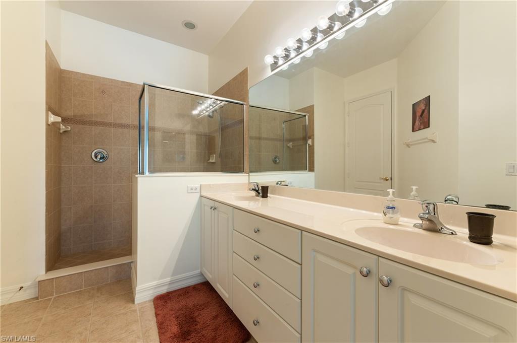 6011 Jonathans Bay CIR 402 photo 15