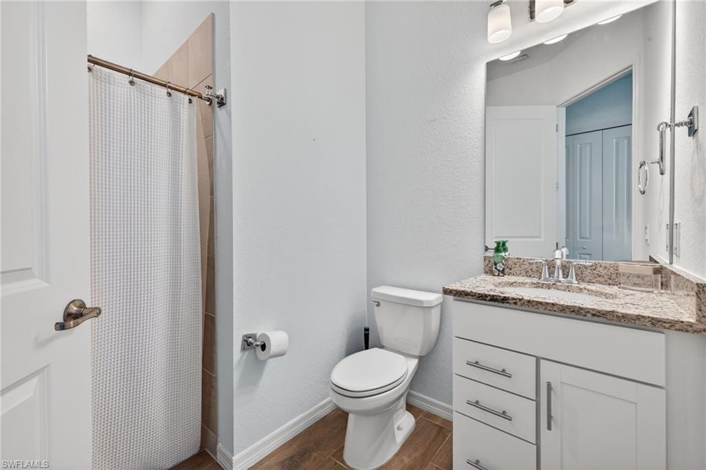 25000 Halliana LN photo 22