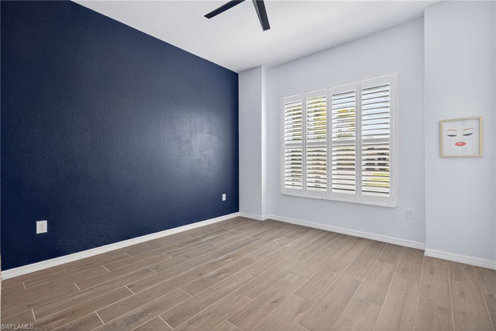 25000 Halliana LN photo 23