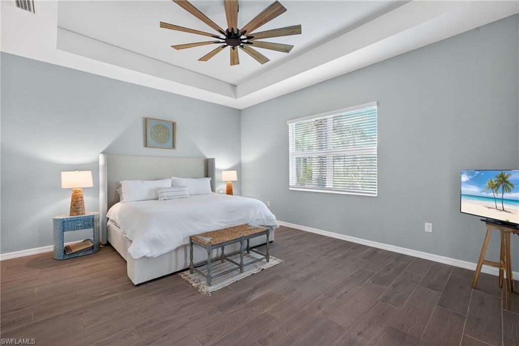 25000 Halliana LN photo 15