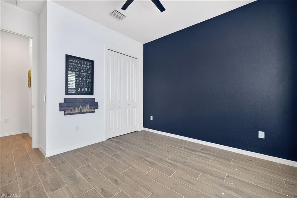 25000 Halliana LN photo 24