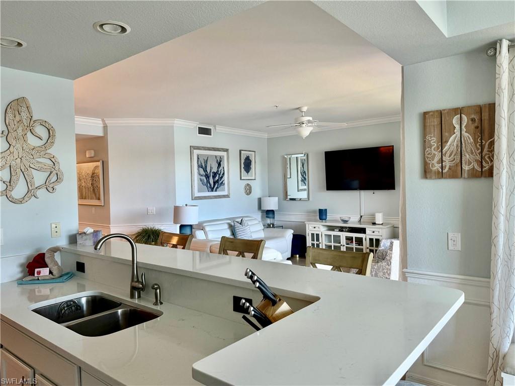 9514 Avellino WAY 2113 photo 32