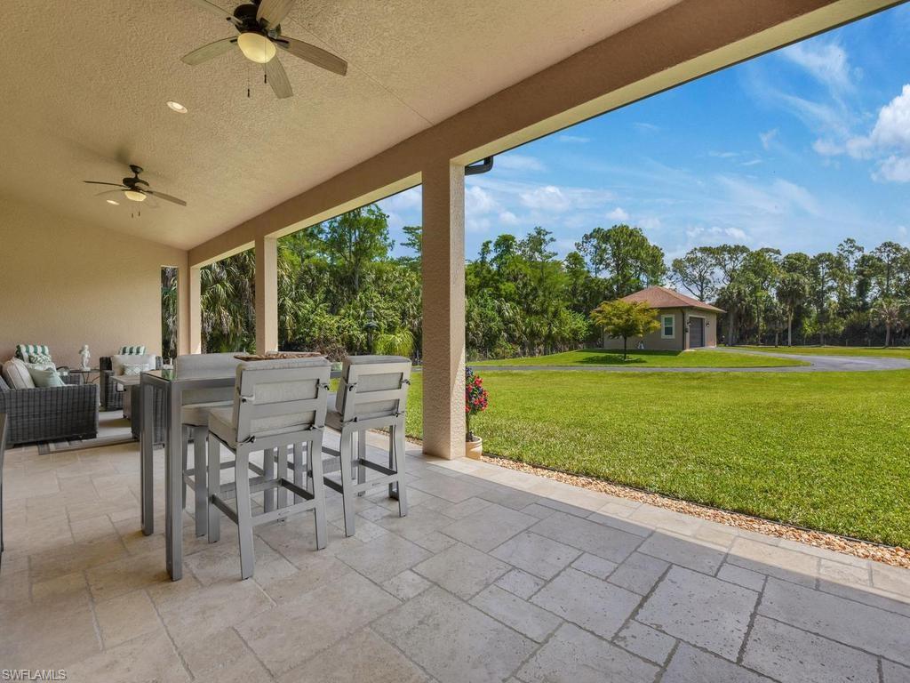 Long Open Lanai